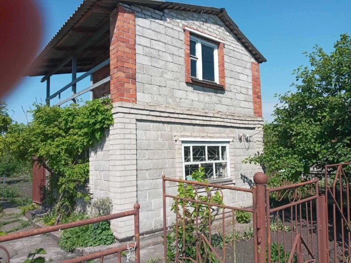 Дача . В черте города . - фото 1