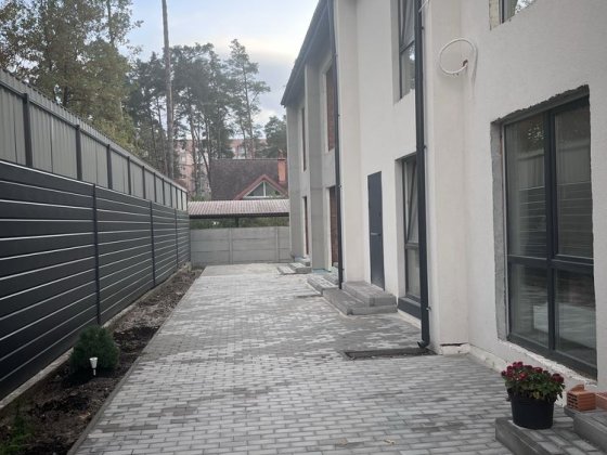 Продам не законченый таун хаус в Лесной Буче! Ул. Вишневецкого Буча