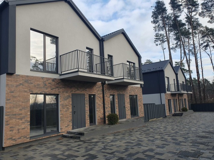 Буча Лісова продаж просторого дуплекса, закрита територія. - фото 1