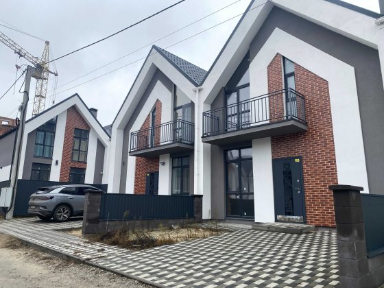 Супер ціна! Таунхаус з центральними комунікаціями. ГАЗ! Ирпень