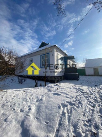 Продам будинок 70 кв.м. з великою ділянкою, гараж, літня кухня - фото 1