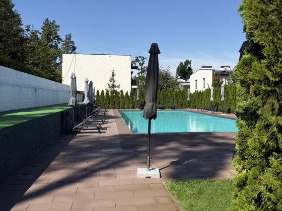 Продам таунхаус з ремонтомв закритому КМ Грін Плейс Green Place Ірпінь Ирпень