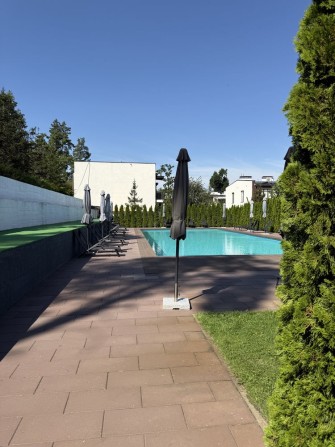 Продам таунхаус з ремонтомв закритому КМ Грін Плейс Green Place Ірпінь - фото 1