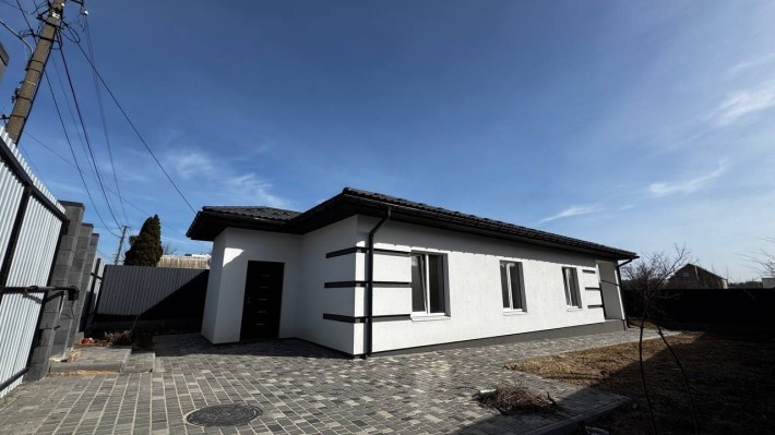 Готовий будинок 96 м² у Бучі 5 соток газ тепла підлога - фото 1