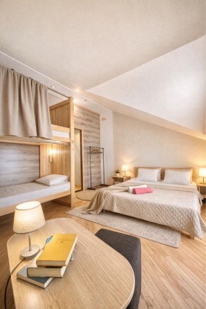 Кімната, хостел , готель - фото 1