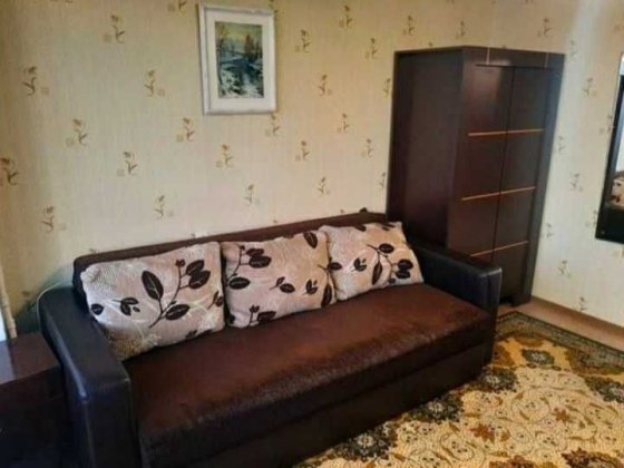 Севастопольська пл. вул.Антонова Кімната для дівчини, без власників Киев