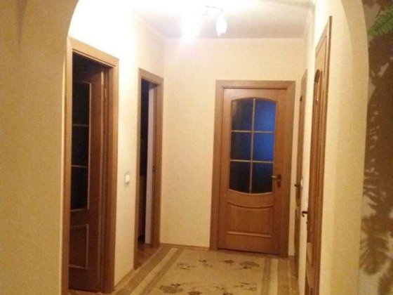 Оренда кімнати у чотирьох кімнатній квартирі по вулиці Чукаріна Львов