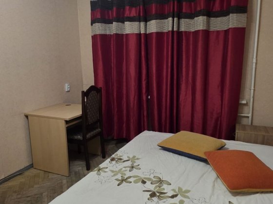 Центр Києва Печерськ кімната біля метро оренда Киев