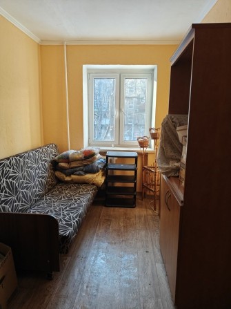 Сдаю ул.Сегедская 2/5эт, комната-14м - 3500гр - фото 1