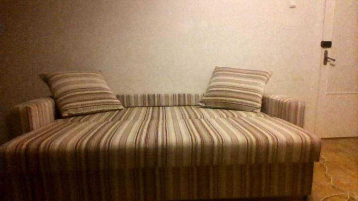 Бажана, отдельная хорошая комната, балкон, метро Вырлица - фото 1