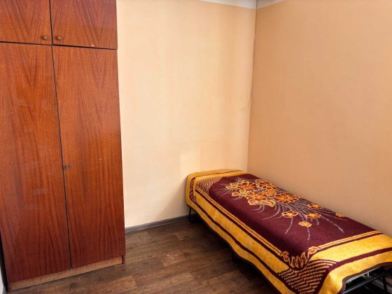 Комната отдельная. Минимальная коммуналка. Аккуратно, чисто Киев