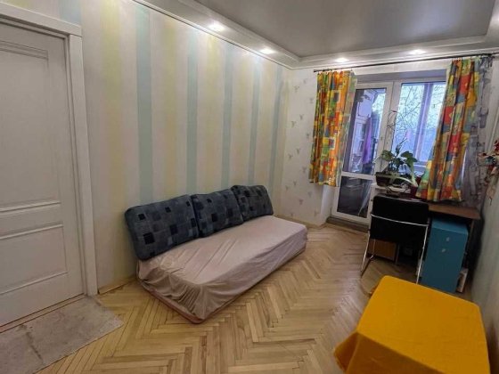 Здам кімнату,без комісії,Поділ/Куренівка,4500грн.Тільки для дівчини Киев