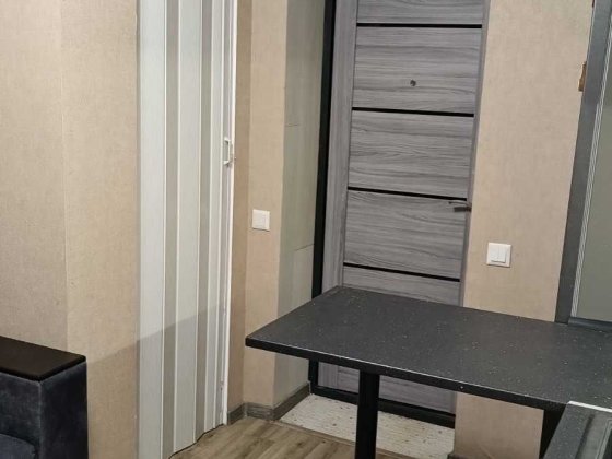 Здається кімната в гуртожитку Кубанської України 19-А Лісовий масив Киев