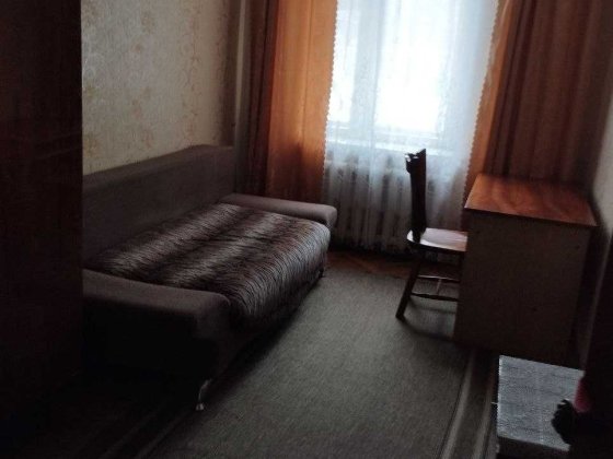 Сдам кімнату для дівчини Святошинський р-н вул Симиренко 2\19 Киев