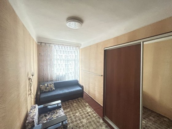 Оренда 2 кімнат в гуртожитку м.Університет Киев