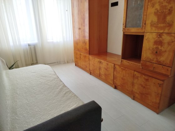 Здається в оренду кімната на Подолі —  для дівчини, жінки, Киев