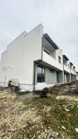 Продаж таунхауса в Рудно з правом власності. - фото 1