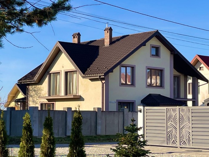 Будинок з ремонтом 200 кв.м - фото 1