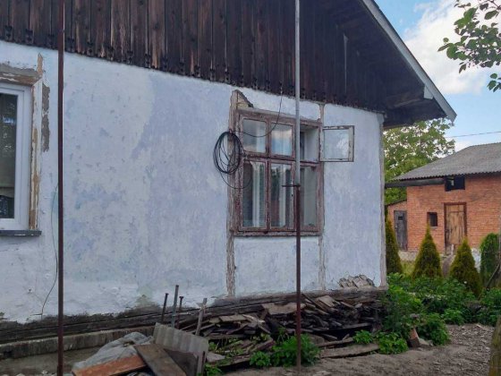 Продається  половина будинку Самбор