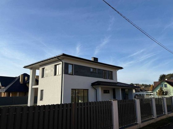 Продаж будинку смт. Брюховичі Брюховичи