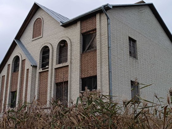 Продаж 20сот під забудову з будинком 350 м2 Солонка ! Солонка