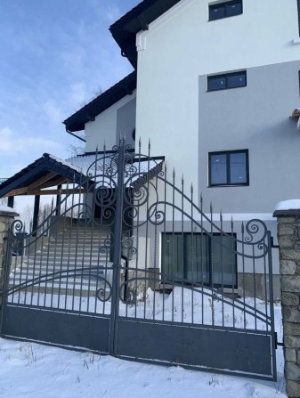 Продаж просторого будинку в. Лісна - фото 1