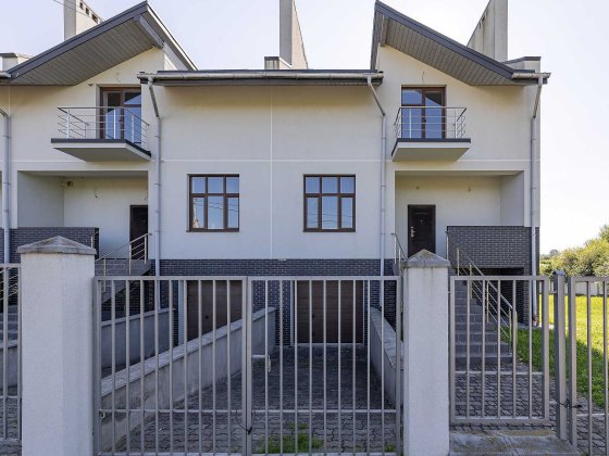 Продаж котеджу з великою ділянкою 10 сот. Сокільники вул. Шептицького Сокільники