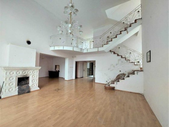 Продаж будинок 3 поверхи, 435 м², вул. Польова, м. Пустомити Пустомыты