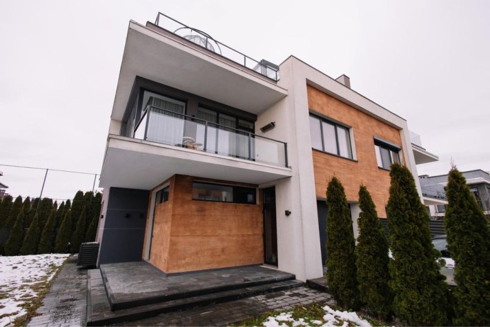 Продаж будинку Зубра (5 хв до Львова) без оплати комісійних - фото 1