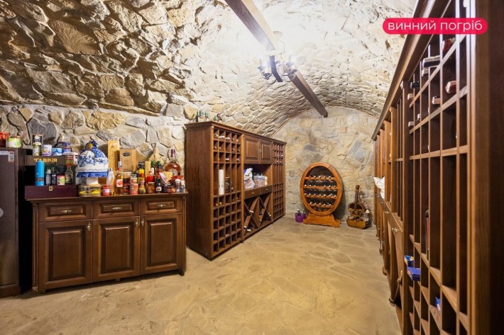 Елітний маєток, будинок у Східниці 300м2, поруч ліс та джерела - фото 1