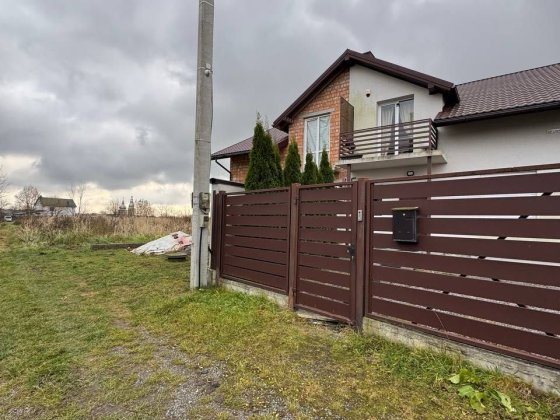 Продаж котеджу Сихів-Зубра, всі комунікації,право власності Зубра