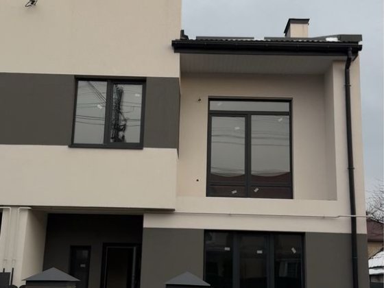 Котедж 127кв.м + горище, стяжки, тепла підлога, опалення Зимна вода Зимна Вода