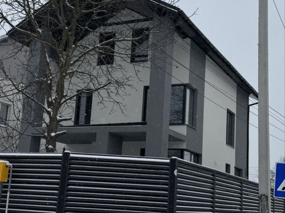 Продаж будинку у Зимна Вода Зимна Вода