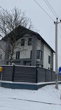 Продаж будинку у Зимна Вода - фото 1