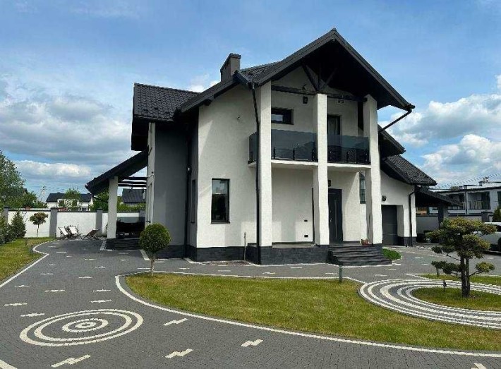 Продаж сучасного будинку  з ремонтом с. Зубра - фото 1