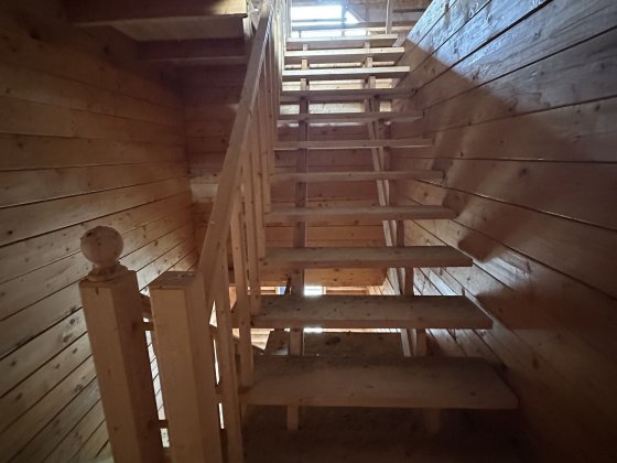 Продаж 12-кім. будинку в Карпатах (Славсько) Славское