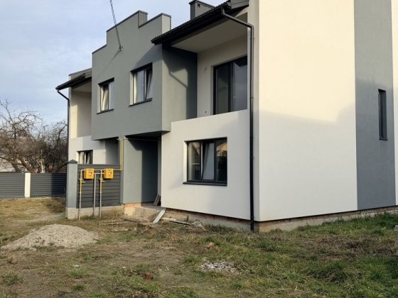 Продаж котеджу в Зимній Воді 3,6 сот ПІДВАЛ. Газ, Розведена електрика Зимна Вода