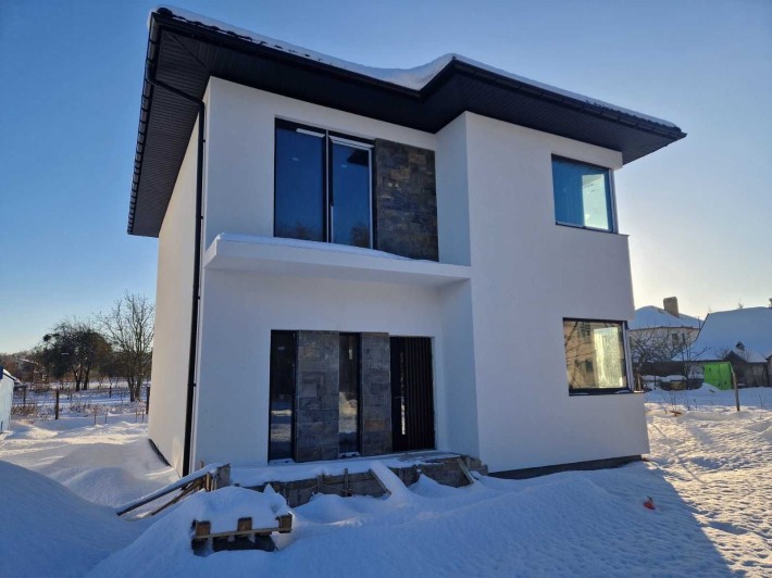 Будинок котедж в с. Зимна Вода передмістя  Львова - фото 1