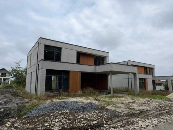 Без комісії! Продаж сучасного 2 поверхового будинку біля лісу с.Зубра Зубра