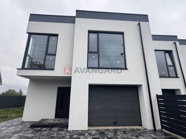 Продається котедж 175,6 м2 з ділянкою 4,3 сот. с.Зубра - фото 1