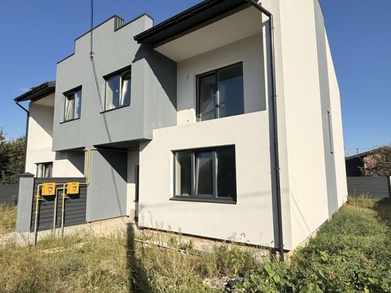 Продаж котеджу в Зимній Воді Зимна Вода