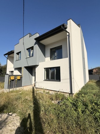 Продаж котеджу в Зимній Воді - фото 1