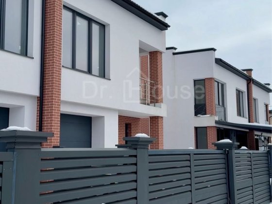 Продаж котеджів у с. Конопниця — всього 7 хвилин до Львова Зимна Вода