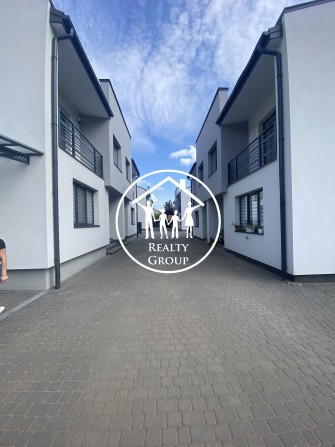 Власний будинок з вишуканим ремонтом А20 - фото 1