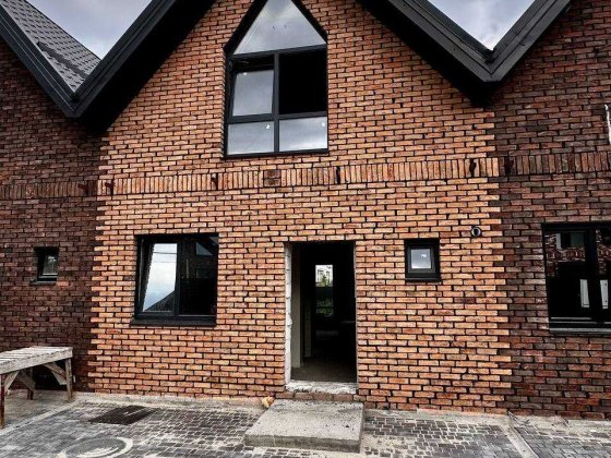 Продаж Будинку з виглядом на Високий Замок 90 м2, 3 кімнати + парковка Малехов