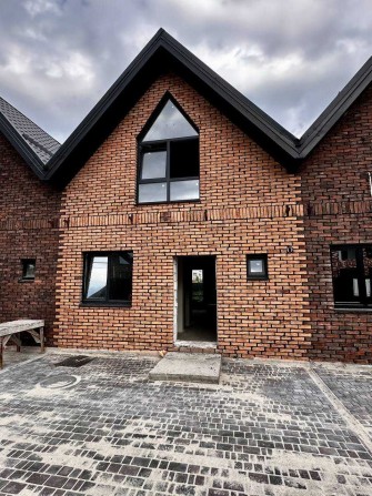 Продаж Будинку з виглядом на Високий Замок 90 м2, 3 кімнати + парковка - фото 1