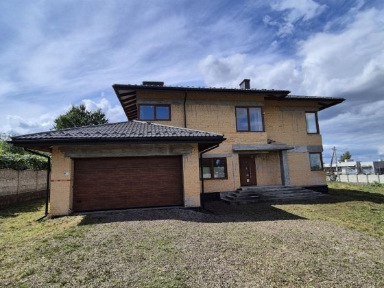 Продаж будинку Малехів Малехов