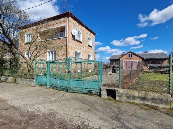 Двоповерховий будинок Сокаль