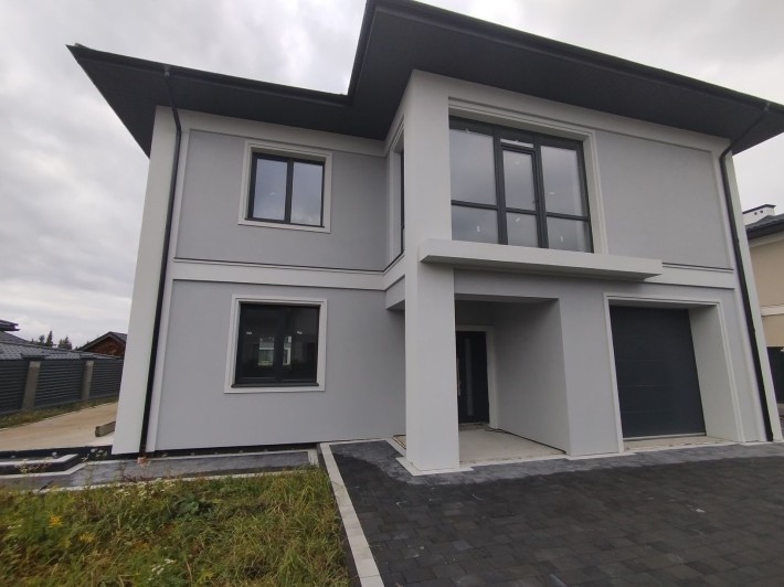 Продаж крутого будинку в елітному селі Конопниця - фото 1