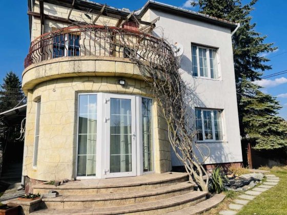 Продаж ! Два будинки з ремонтом на одній ділянці! Конопниця! Конопниця